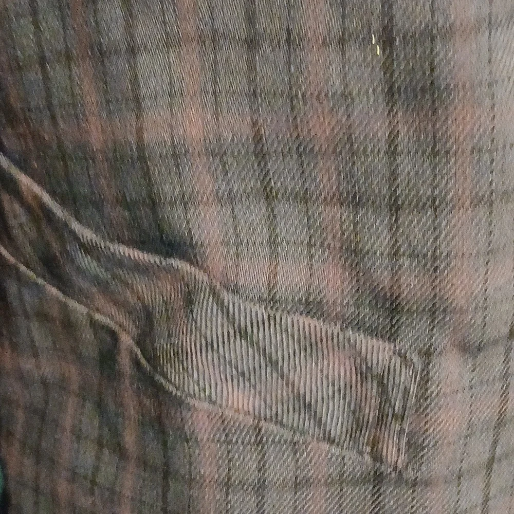 Chico's Black and Plaid Men's Vest - Picture 2 of 4